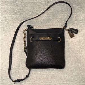 Coach Black Pebbled Leather Crossbody Bag Gold Hardware Classic